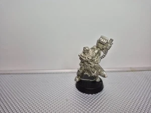 Warhammer 40K Ultramarines Marneus Calgar Lord Macragge Unassembled Metal - Picture 1 of 2