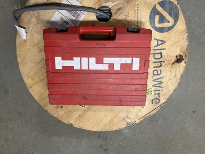 Broca Hilti TE 5 martelo 120V com fio com estojo e brocas usada bom estado de funcionamento - Imagem 1 de 4