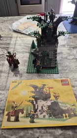 LEGO Castle: Camouflaged Outpost (6066)