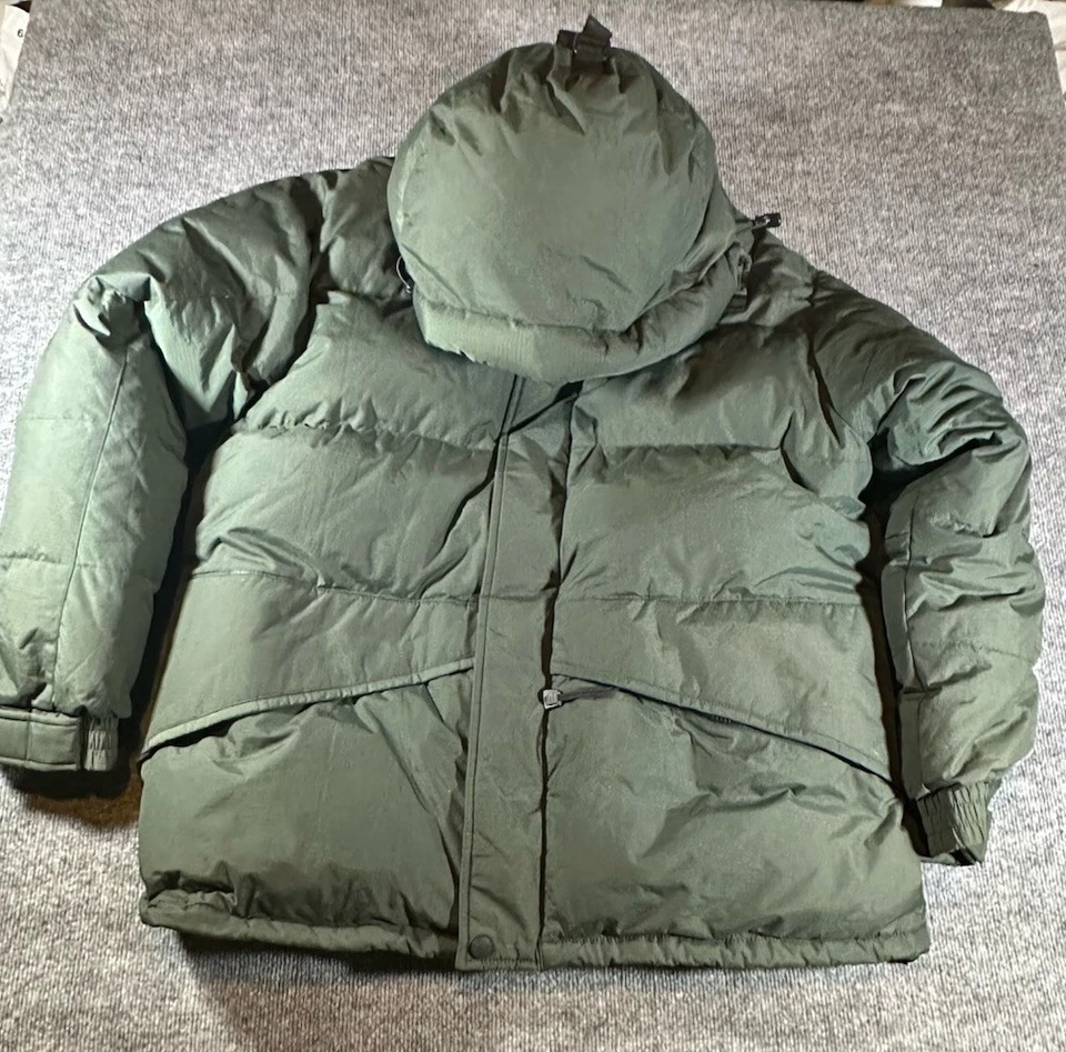 Cabelas Men’s Large Green Premier Goose Down Puffer Jacket Hooded Nylon VTG 90s  - Image 1 of 4