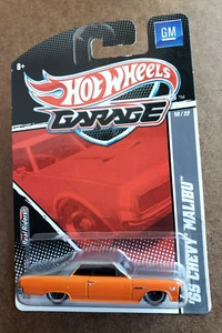 Chevy Malibu Garage MG Series 2011 Hot Wheels '65 naranja gris #10/22 1:64 RR 5SP - Imagen 1 de 17