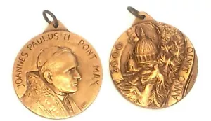 Pope John Paul II Jubilee 2000 Vatican Souvenir Medallion w/Free Postcard - Picture 1 of 5