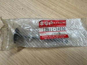 NOS Original Suzuki GSX-R600 SRAD 1997-2000 Einlass Einlassventil 12911-34E00 - Bild 1 von 2