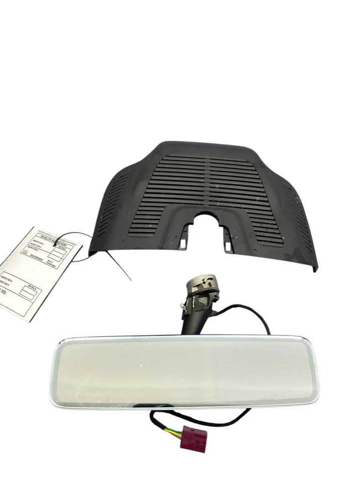 MERCEDES GLA45 AMG H247 2021-2023 ESPEJO RETROVISOR DELANTERO CON ATENUACIÓN AUTOMÁTICA Foto 1 de 4