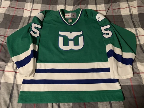 CCM Vintage Hartford Whalers Ulf Samuelsson Hockey Jersey Size Large Cover