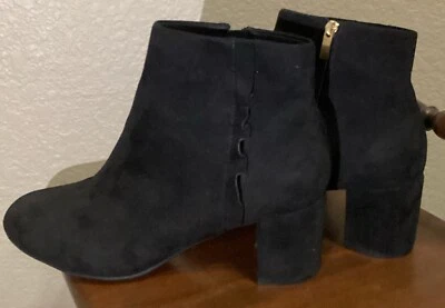 Rockport Women’s Total Motion Oaklee Suede Feel Ruffle Ankle Boots Size 9 - Image 1 of 4