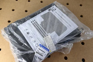 RAM Mopar - 2500 3500 4500 - 19-22 - P68526832AA - Cubierta resistente para clima frío - Imagen 1 de 4