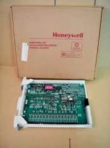 Honeywell 30670531-001 MDB-DG/ Interface Adaper - Picture 1 of 1