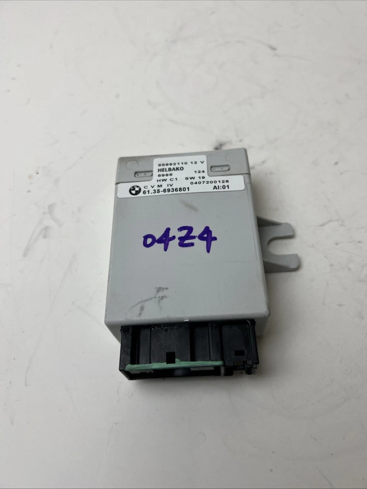 2004 BMW Z4 CONVERTIBLE FOLDING TOP CONTROL 6936801 OEM - Image 1 of 4