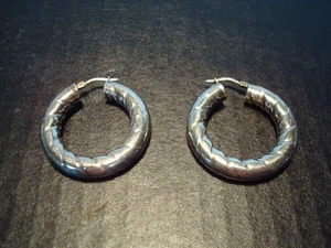 Pendientes de aro medianos gruesos de plata de ley 925 Italia HAN - Imagen 1 de 8