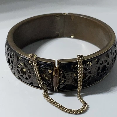 Messing Armreif mit Sicherheitskette, schwarze Sternenfront,D.-6.5cm,B.1.5cm - Bild 1 von 4