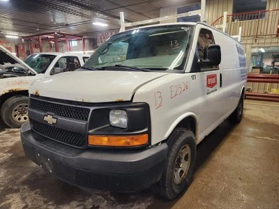 Engine Assembly 4.8L VIN F L20 Fits 2013 EXPRESS 3500 VAN 1236068 - Imagem 1 de 4