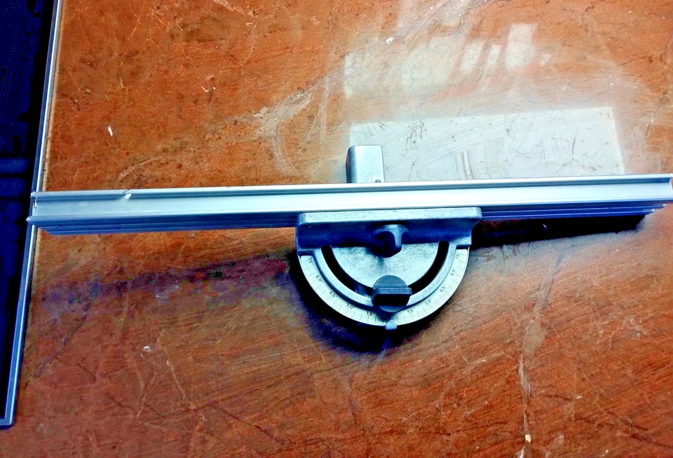 Festo "Basis Plus": Winkelanschlag, kurz  mit Gebrauchsspuren! - Bild 1 von 4