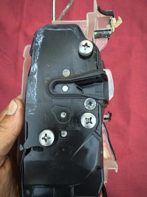 Actuador de bloqueo de puerta del conductor delantero Lexus LS400 1990-1994 PROBADO POR FABRICANTE DE EQUIPOS ORIGINALES Foto 1 de 4