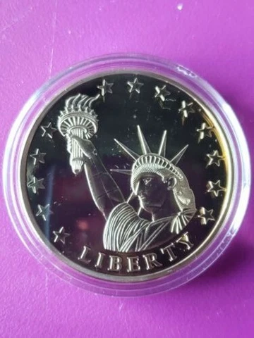History of America Liberty Freedom and Democracy Coin The Birth Of Our Nation Cover