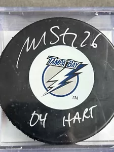 MARTIN ST. LOUIS Signed Inscribed “04 HART” Lightning Official Puck COA - Picture 1 of 7