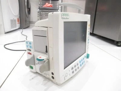 GE DATEX F-FM-00 PATIENT N-FREC-00 CO2 GAS E-PSMP-00 MODULE PRINTER MONITOR UK - Image 1 of 4
