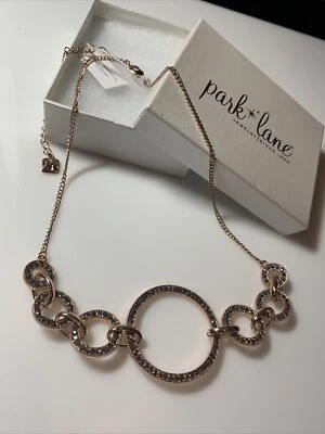 Collar Park Lane "ELLE" Oro Rosa con Cristales de Hematita ¡Nuevo y Bonito! Reg. $96 Foto 1 de 4