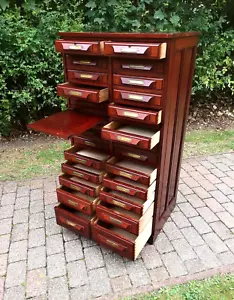 einmaliger ! alter Aktenschrank Büroschrank mit Sicherheitsmechanismus Büromöbel - Bild 1 von 10