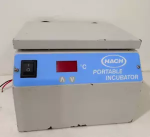 Hach 25699-00 Portable Incubator & 25804-00 AC/DC Converter 115vac to 12vdc - Picture 1 of 6