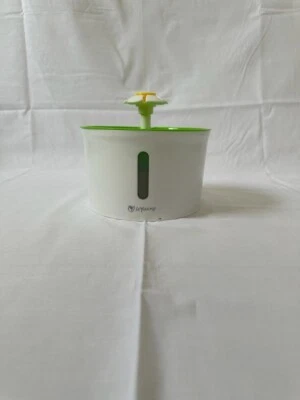 Fuente para beber mascotas Foto 1 de 2