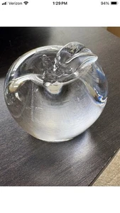 Simon Pearce Hand Blown Glass Apple Paperweight - Picture 1 of 6