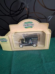 Vintage Bassets Allsorts Promotors Delivery Van Boxed - Picture 1 of 7