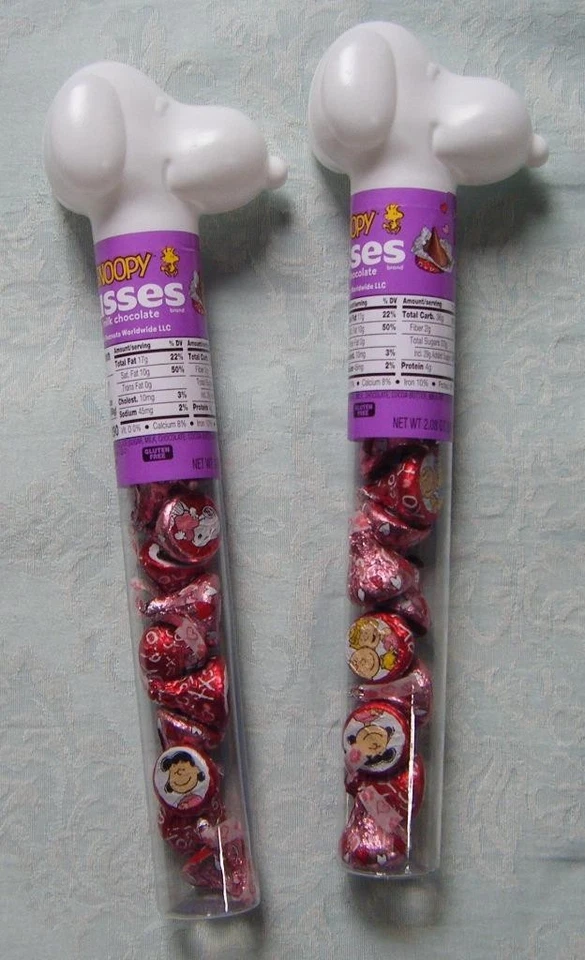 2x HERSHEY'S KISSES Milk Chocolates SNOOPY Tube Candy New (263) - Image 1 of 1