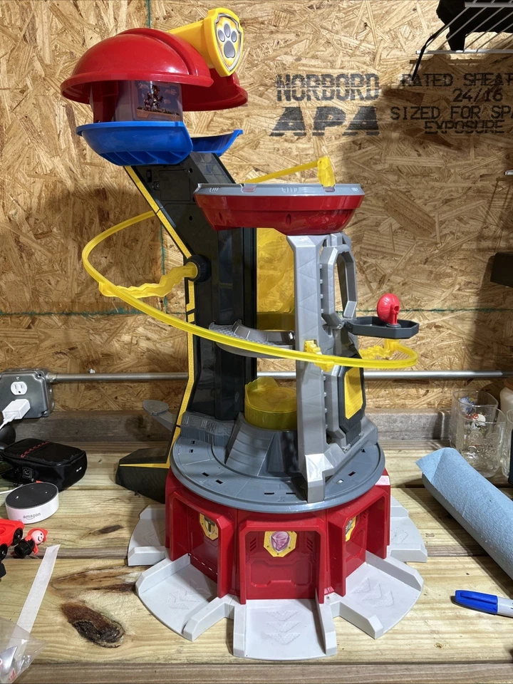 Nickelodeon Paw Patrol Mighty Pups Super Paws Lookout Tower e algumas figuras - Imagem 1 de 4