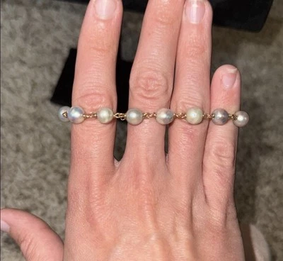 Elegant Grey and White Pearl Bracelet On 14K GF Chain 7 Inches - Image 1 of 4