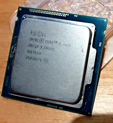 Intel I5 4460 Sockel FCLGA1150 - Bild 1 von 2