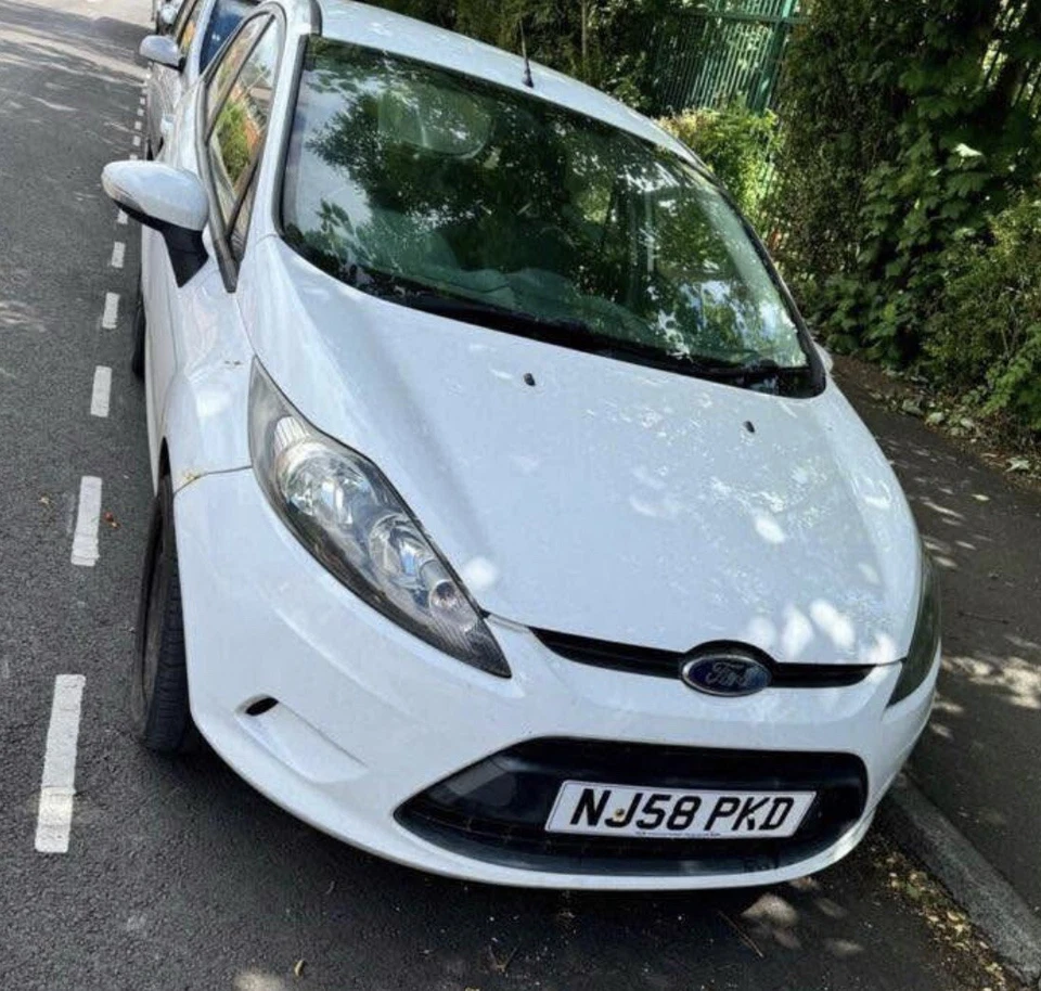 Ford Fiesta MK7 2009 - 2017 1.6 TDCI F6JB blanco congelado repuestos reparaciones frenos Foto 1 de 4