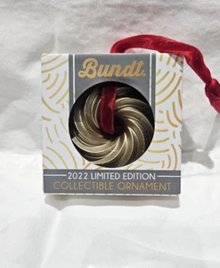 Nordic Ware Williams Sonoma Bundt Pan Christmas Ornament 2022 Limited Edition - Picture 1 of 4