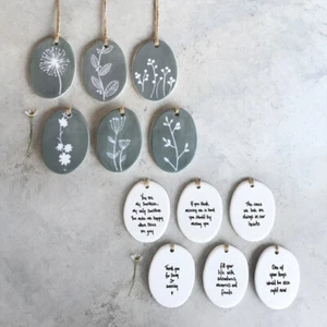 East of India Porcelain Sgraffito Oval Hanger Inspirational Home Decor Gift - Picture 1 of 6