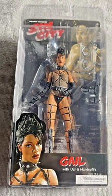 Figura de acción NECA Sin City serie 1 Gail con Uzi y esposas nueva Foto 1 de 4