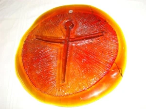 Cast Glass Religious crucifix wall hanging Dark Amber color Glass Hand Made RARE - Picture 1 of 6