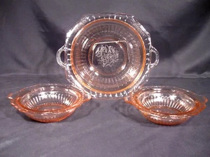 Anchor Hocking Mayfair Pink Handled Bowls 1 Large 2 Medium Set of 3 - Foto 1 di 12