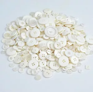 1000Pcs White Resin Buttons for Sewing Apparel Crafts DIY Accessories Mixed Size - Picture 1 of 8