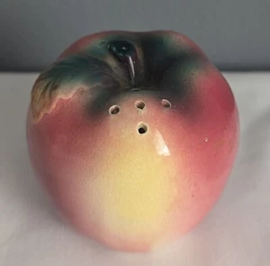 Vintage apple pepper shaker - Picture 1 of 5