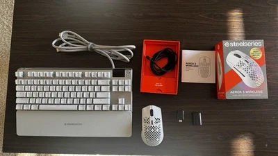 SteelSeries Apex Pro White And Aerox 3 Wireless - Image 1 of 3