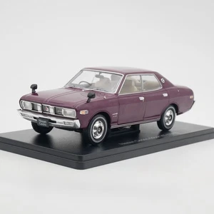 1:24 Nissan Cedric 4-Door Hardtop Sedan 1972 Alloy Die-cast Model Car - Picture 1 of 6