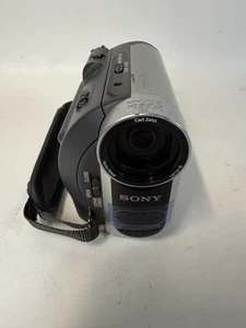 Videocámara Sony Handycam DCR-HC38 Mini DV piezas o error de reparación C:32:23 - Imagen 1 de 4