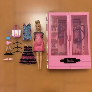 Barbie Armadio Vintage Casa delle Bambole Caffetteria Set - Ottime Condizioni! - Foto 1 di 13