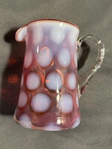 Vintage Art Vetro Mirtillo Opalescente Coin Dot Creamer Ewer piccola brocca A - Foto 1 di 11