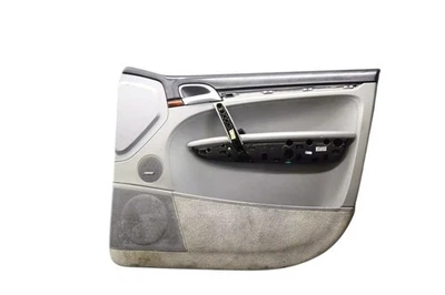 03-10 Porsche Cayenne Panel de cubierta de puerta interior del lado del pasajero delantero derecho OEM Foto 1 de 4
