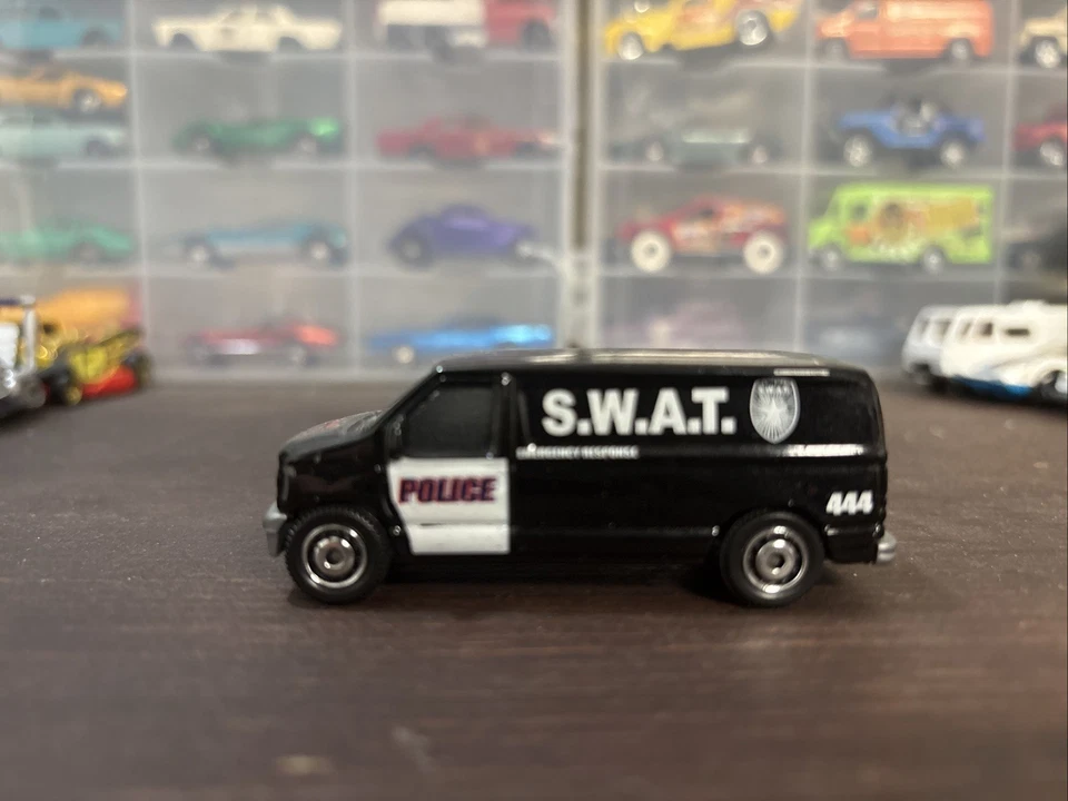 2010 Matchbox Swat Emergency Response Ford Panel Van - Image 1 of 1