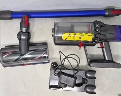 Dyson V10 Cordless Vacuum Cleaner | V10 | Handheld | W/ Charger | - Image 1 of 4