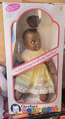 MUÑECA BEBÉ GERBER 1979 VINTAGE EN CAJA ATLANTA NOVEDAD 17" Afroamericana Foto 1 de 4