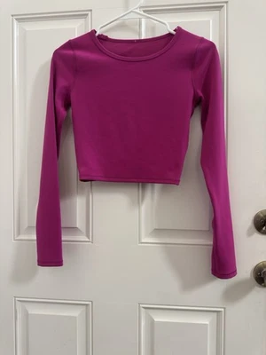 Camisa para mujer Lululemon Wunder Train recortada manga larga magenta talla 4 Foto 1 de 4