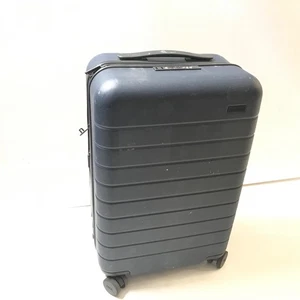 Away Travel The Carry On Black Luggage Suitcase Traveling Pack 21x15x9 Navy READ - Picture 1 of 12